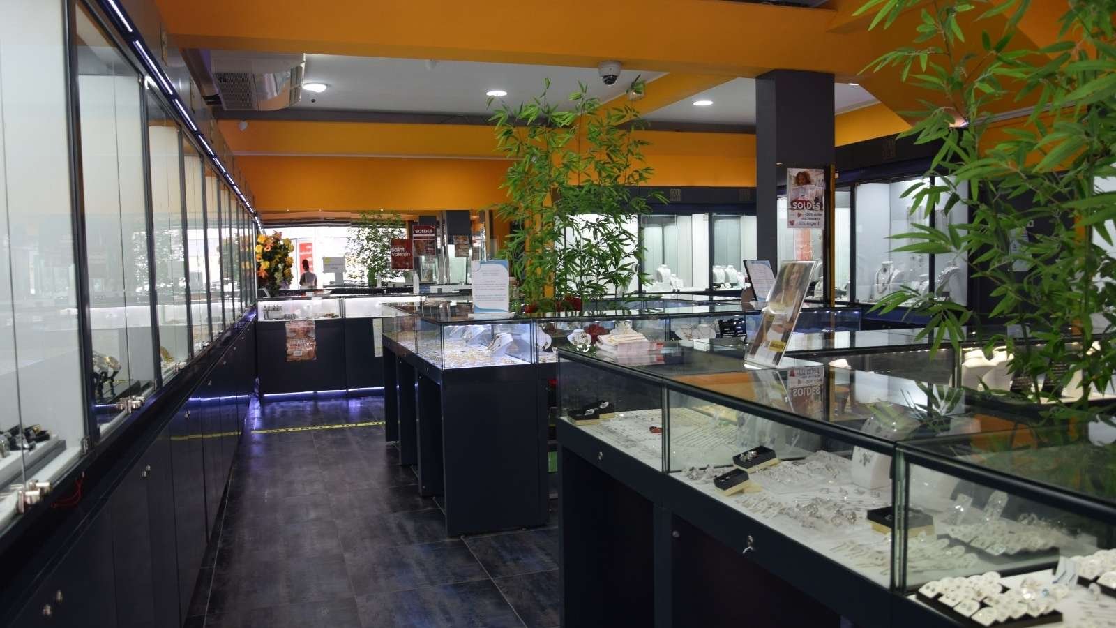 Bijouterie Gold Center WI — Fort-de-France, Martinique